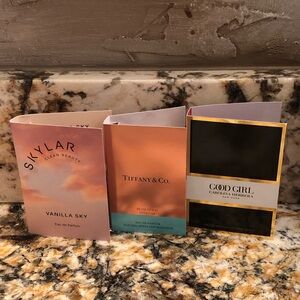 Set of 3 New Luxury Designer Women’s Sampler Sample Vial Spray Card Bundle